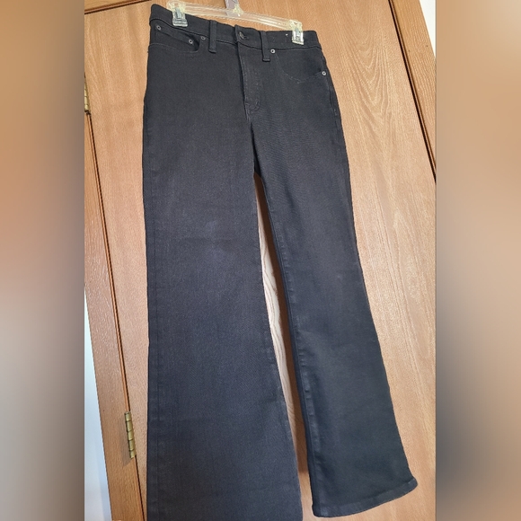 NWOT Madewell Mid-Rise Kick Out Jean - Picture 5 of 10